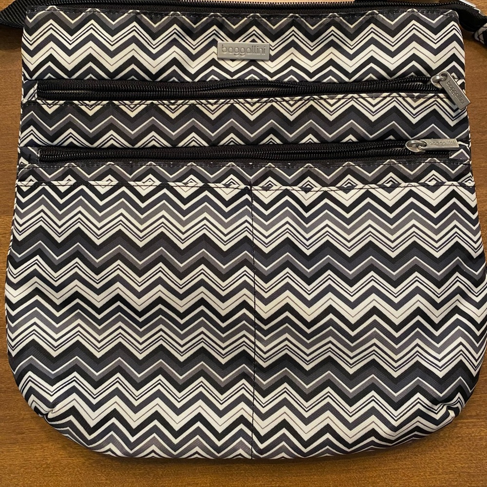 Baggallini Crossbody Bag